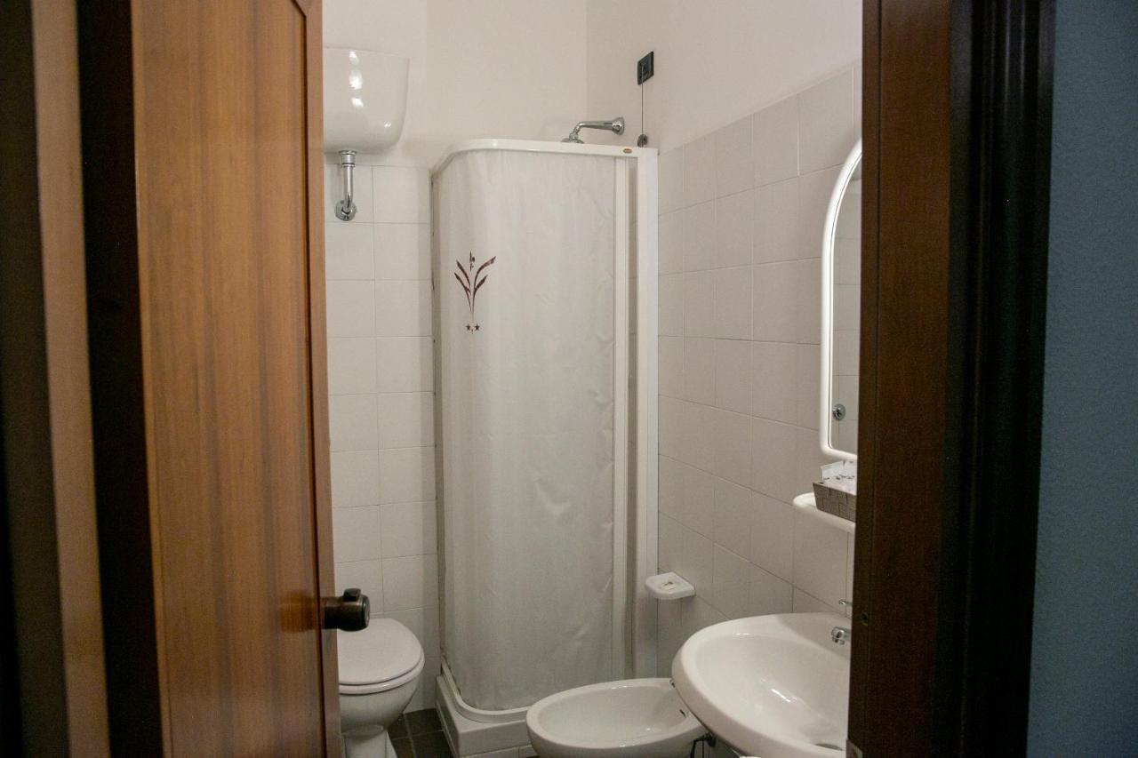 La Villetta Food & Drink Rooms For Rent - No Reception - Λ' Άκουιλα Εξωτερικό φωτογραφία