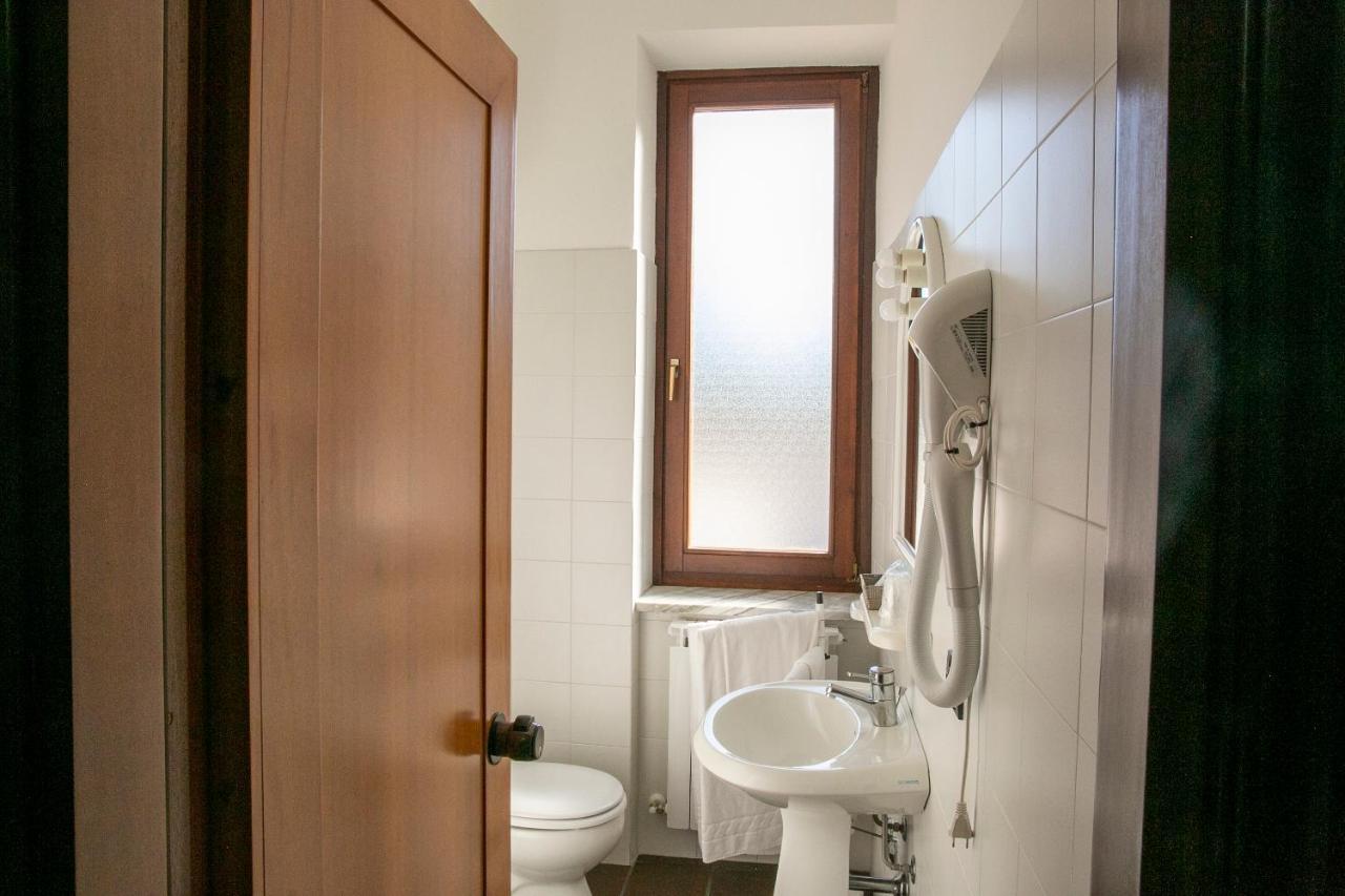 La Villetta Food & Drink Rooms For Rent - No Reception - Λ' Άκουιλα Εξωτερικό φωτογραφία