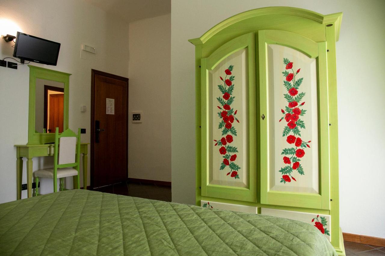 La Villetta Food & Drink Rooms For Rent - No Reception - Λ' Άκουιλα Εξωτερικό φωτογραφία