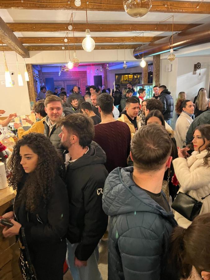 La Villetta Food & Drink Rooms For Rent - No Reception - Λ' Άκουιλα Εξωτερικό φωτογραφία