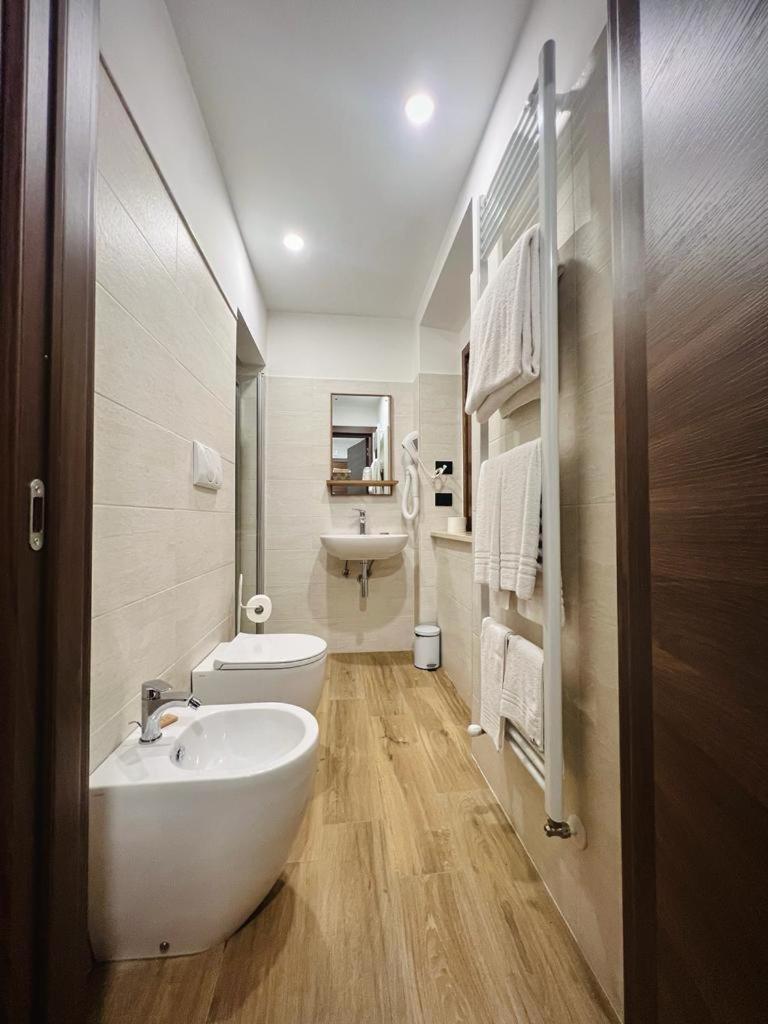 La Villetta Food & Drink Rooms For Rent - No Reception - Λ' Άκουιλα Εξωτερικό φωτογραφία